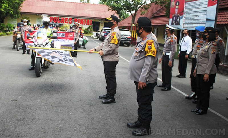 Kapolres Binjai Lepas Bhabinkamtibmas Bagikan Bahan Pokok ke Warga Terdampak Covid-19