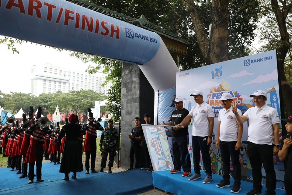 Pesta Rakyat Dalam Rangka Memeriahkan HUT ke-124 BRI di Lapangan Merdeka