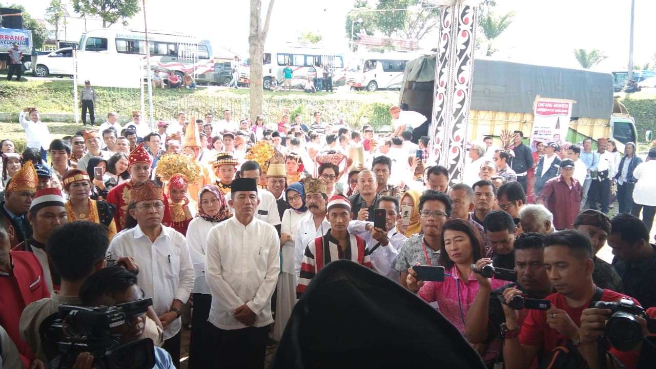 Ribuan Relawan Kawal Wagner Damanik Abidinsya Saragih Serahkan 56 Ribu Dukungan