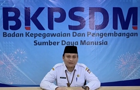 diberhentikan.jpg