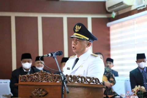 Erik Adtrada Bacakan Pidato Pasca Pelantikan Bupati Hasil Pilkada 2020