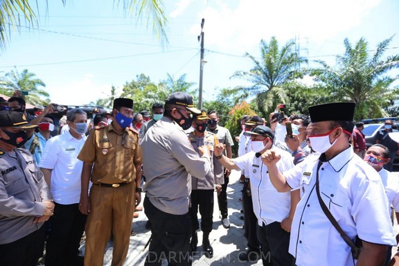Kunjungi Hamparan Perak, Kapoldasu Pesankan Kampung Tangguh Dorang Jadi Percontohan