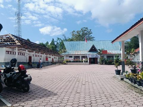 Dugaan Pungli Fingerprint di SMAN 2 Tarutung, Siswa Dipungut Rp 100 Ribu