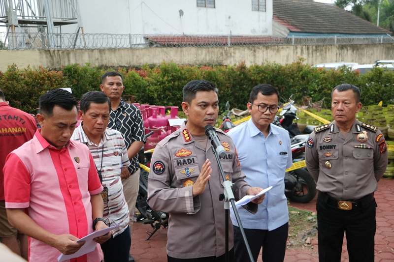 hadi11.jpg