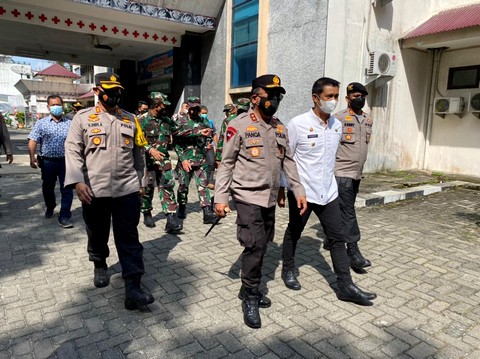 Kapolres Simalungun Dampingi Kapolda Sumut Cek Pelaksanaan PPKM Level 4 di Kota Pematangsiantar