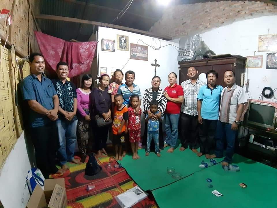 HKBP Cinta Damai Berbagi Kasih, Kunjungi Jemaat Sakit