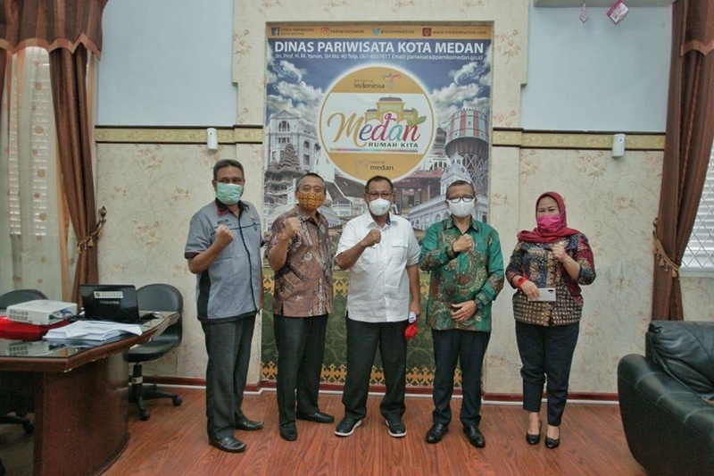 Wali Kota Medan Tinjau Pasar Kreatif Medan