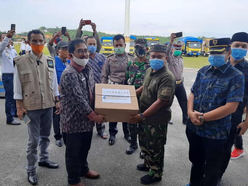 15.870 Paket Bantuan Sembako Pemprovsu Tiba di Labusel