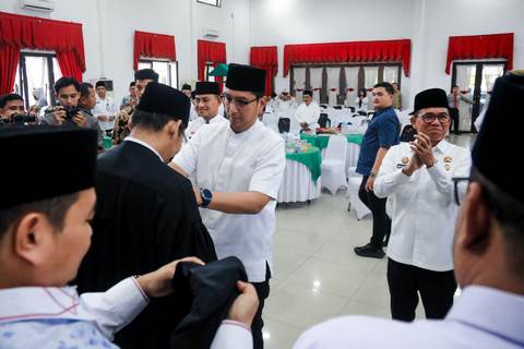 Rico Waas Lantik Dewan Pengawas dan Dewan Hakim MTQ ke-59