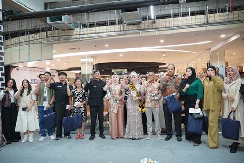Dari PRSU Hingga Kursi Kepemimpinan: Kisah Cinta Tukang Parkir