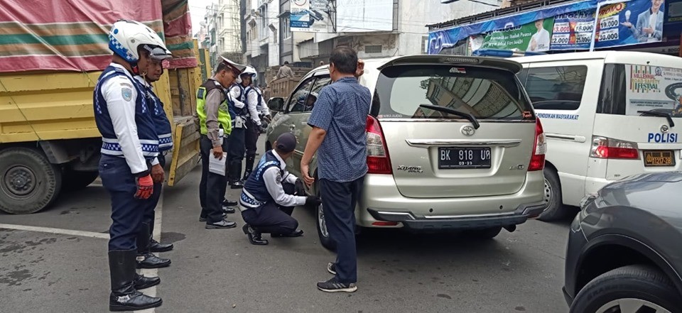 Bikin Macet, Dishub Pemko Medan Tertibkan Terminal Liar