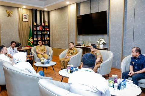 Rico Waas dan APPSI Kota Medan Bahas Perkembangan Pasar Tradisional