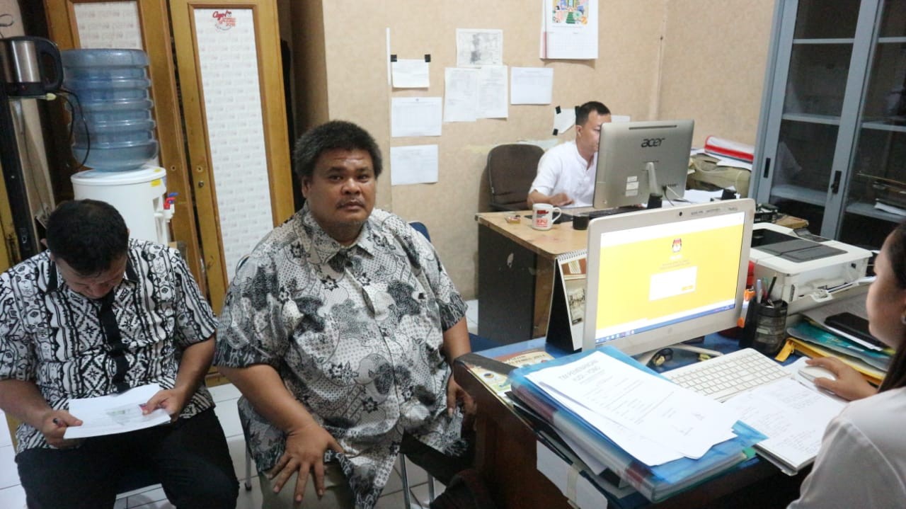 KPU Medan Terima Dua Bakal Paslon Perseoragan Daftarkan Operator Sistem Informasi Pencalonan