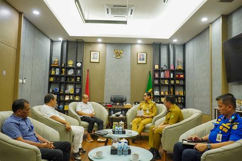 Rico Waas Dorong Talenta Paduan Suara Terus Berkembang