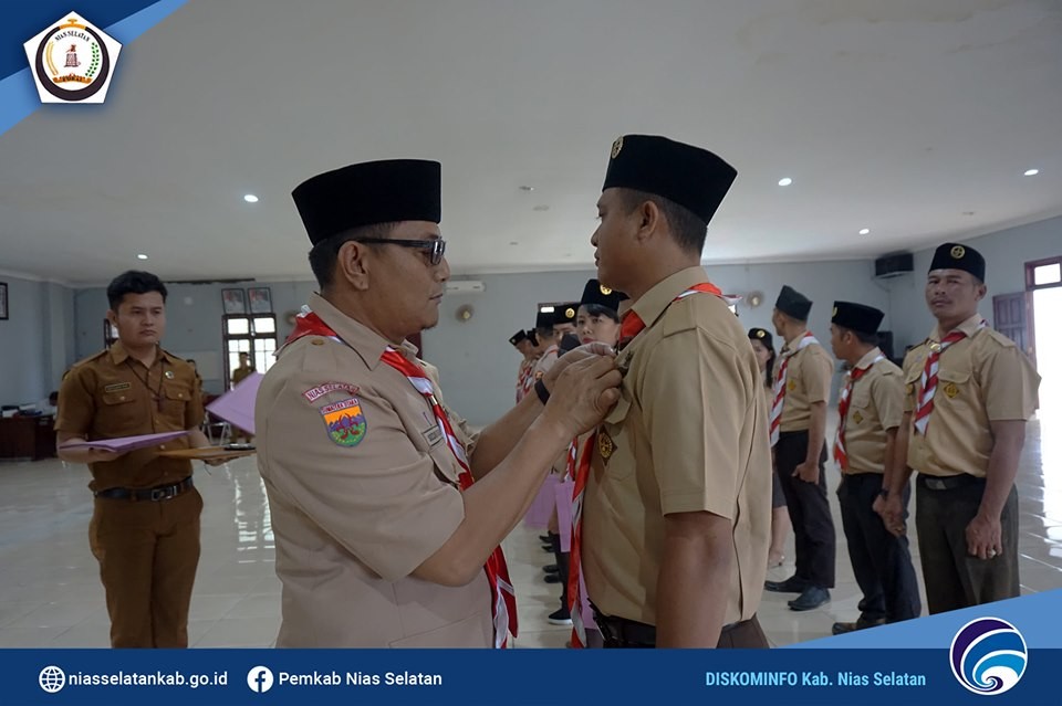 Pramuka Berprestasi Dapat Penghargaan dari Wakil Bupati Nisel