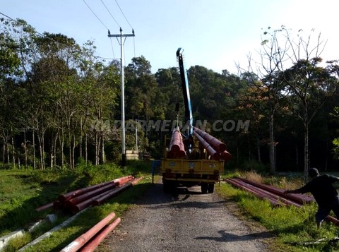 494 Warga 2 Desa di Sipoholon Kini Dapat Menikmati Listrik 24 Jam
