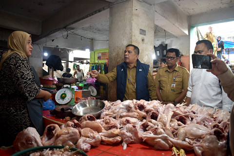 Instruksi Gubsu, Intervensi TPID Sumut Tekan Harga Cabai Merah Jadi 55 Ribu, Ayam Potong 35 Ribu
