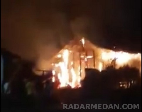 Kebakaran di Situnggaling Hanguskan Satu Rumah Penduduk