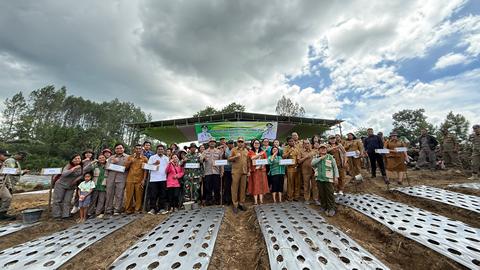 Ubah Lahan Tidur Jadi Lahan Produktif, Bupati Taput Beri Dukungan untuk Kelompok Tani Lebih Sukses 