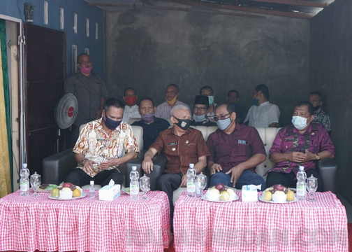 Bupati Asahan Hadiri Sunatan Massal Di Kelurahan Sentang 