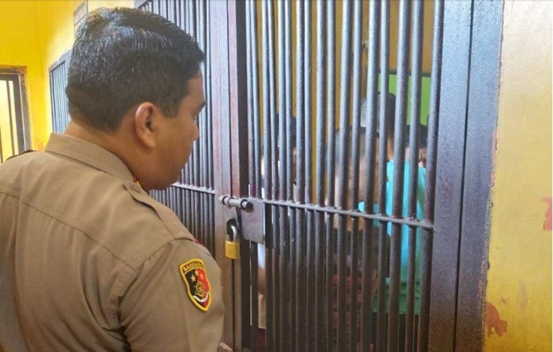 Pastikan Aman, Wakapolresta Deli Serdang Periksa Kondisi Ruangan Tahanan