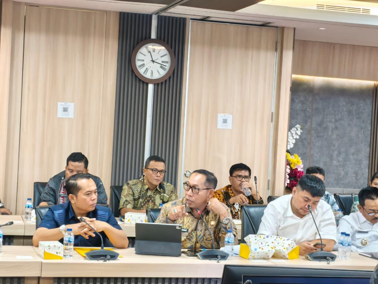 Datangi Kementerian PU, Bupati Taput Kawal Status Jalan Nasional