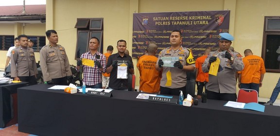 taputjkt.jpg