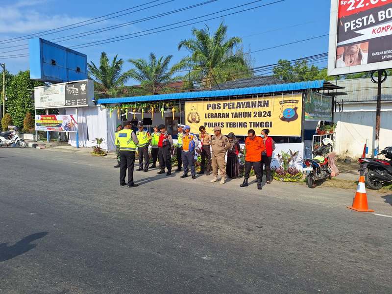 Operasi Ketupat, Pos Yan Simpang Beo Polres Tebing Tinggi Siagakan Petugas Antisipasi Kemacetan