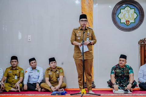 Rico Waas Tegaskan Komitmen Pemko Berdayakan Masjid sebagai Pusat Keagamaan dan Sosial