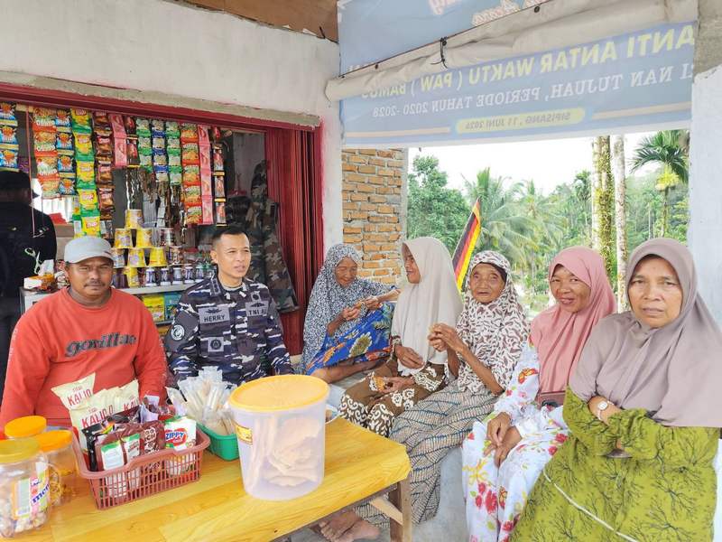 Kolonel Laut Putra Terbaik Simaung Turut Hadir di Penutupan TMMD ke-129
