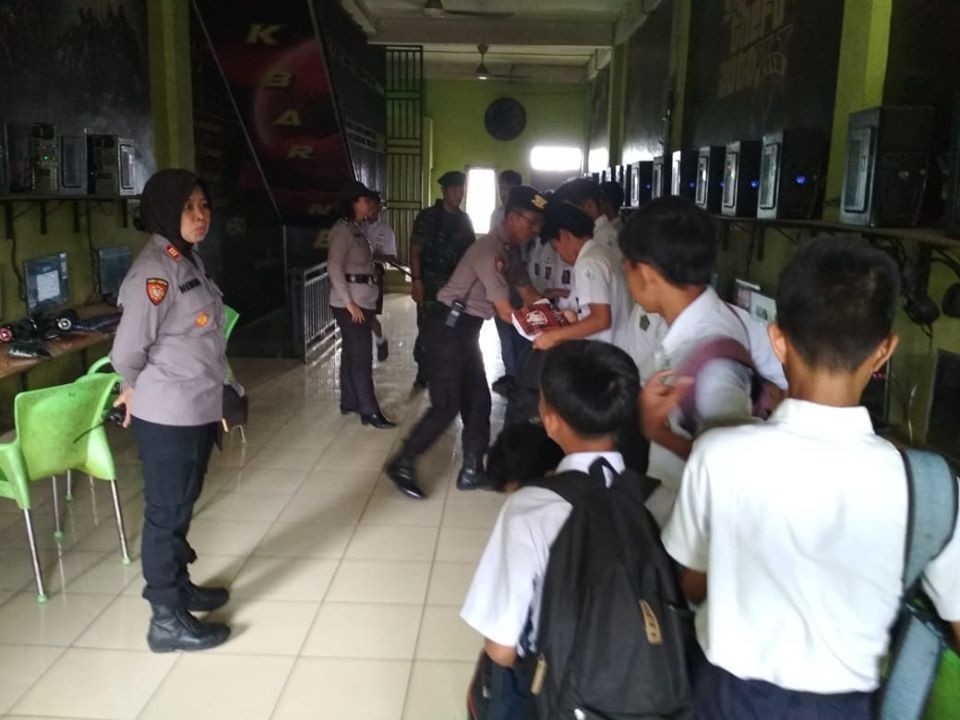 Polsek Medan Area Jaring 15 Orang Pelajar dalam Operasi Kasih Sayang